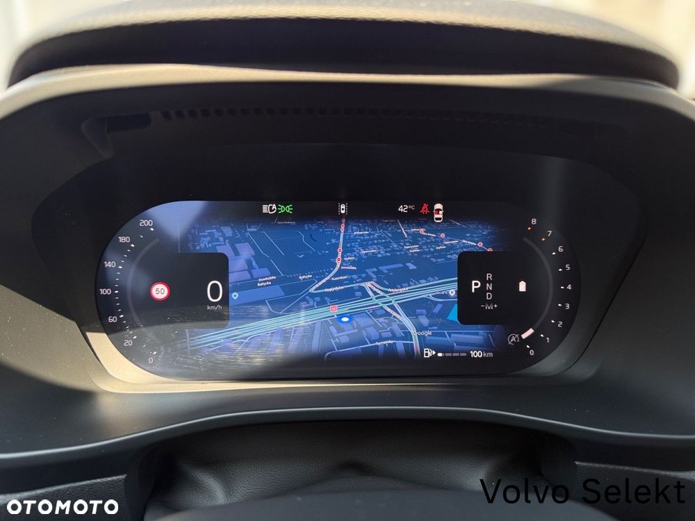 Volvo XC 40 - 18
