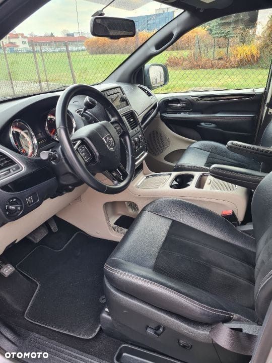 Dodge Grand Caravan 3.6 Express - 4