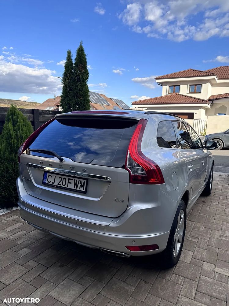 Volvo XC 60 - 4