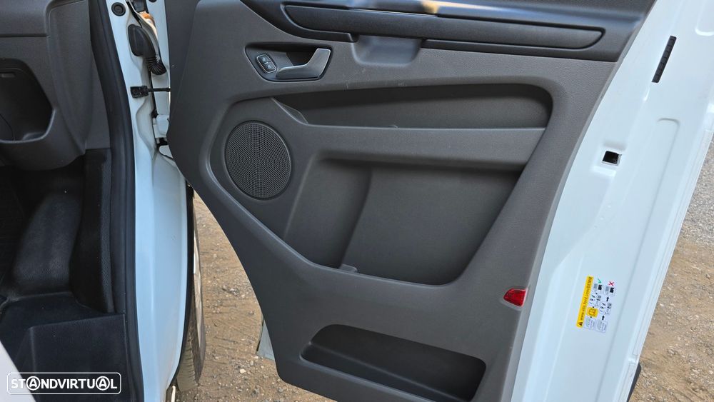 Ford Transit Custom 280L1 2.0 TDCi H1-Tecto Baixo Trend - 44