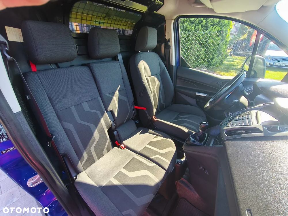Ford Transit Connect - 12