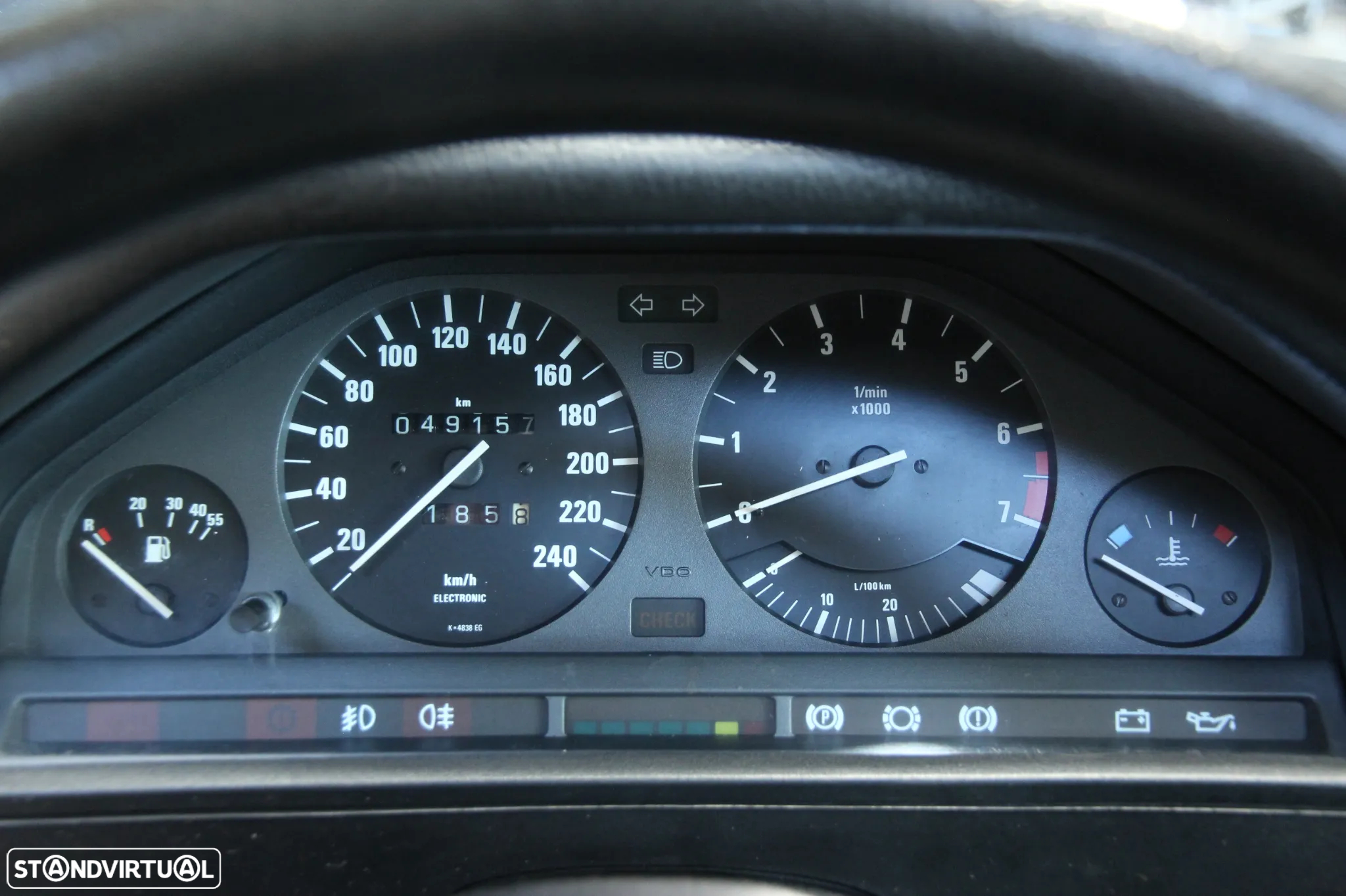 BMW 318 i - 18