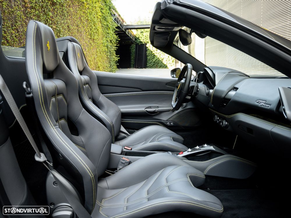 Ferrari 488 GTB Spider - 41