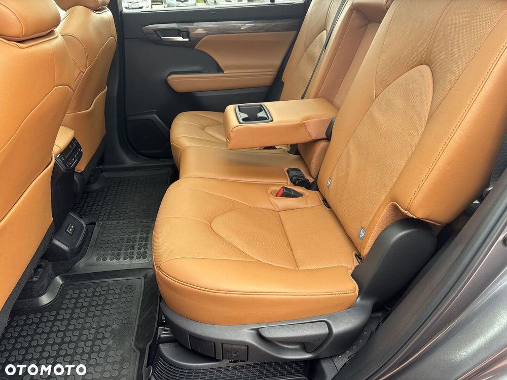 Toyota Highlander - 9