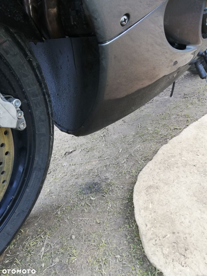 Cbr 900 rr SC 33 rok 99 plug - 1