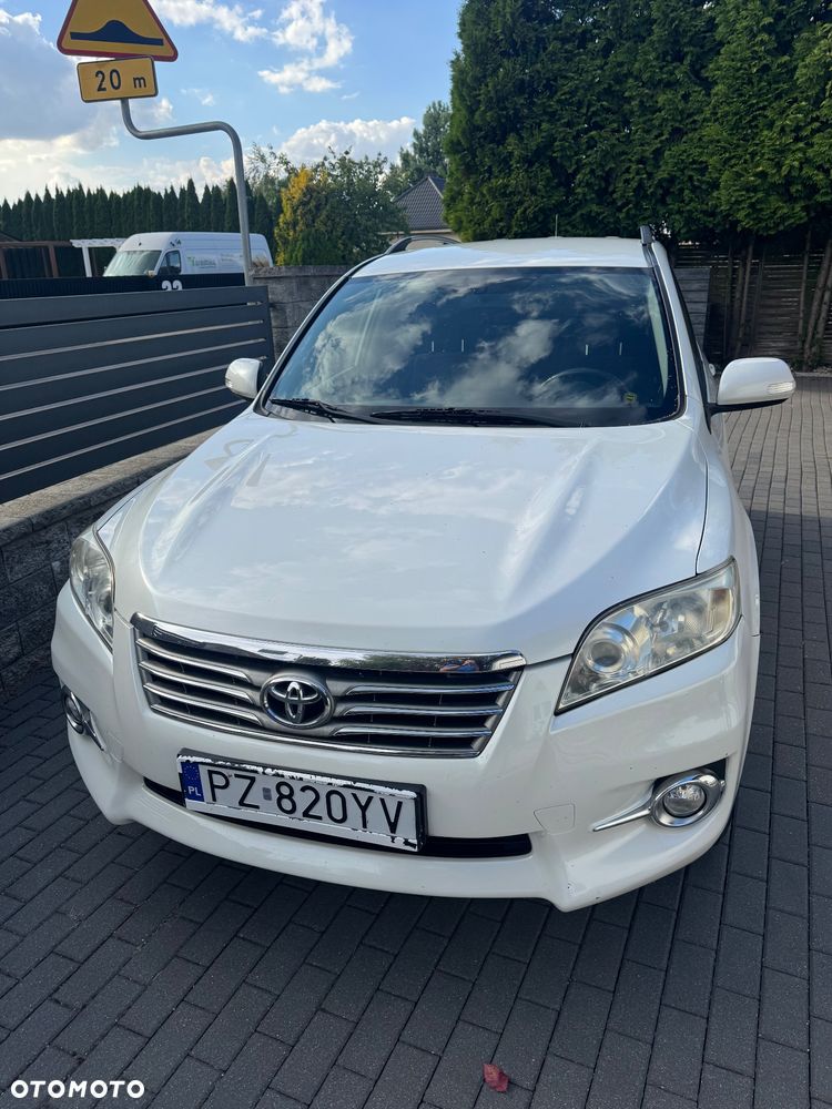 Toyota RAV4 2.2 D-4D Premium - 3
