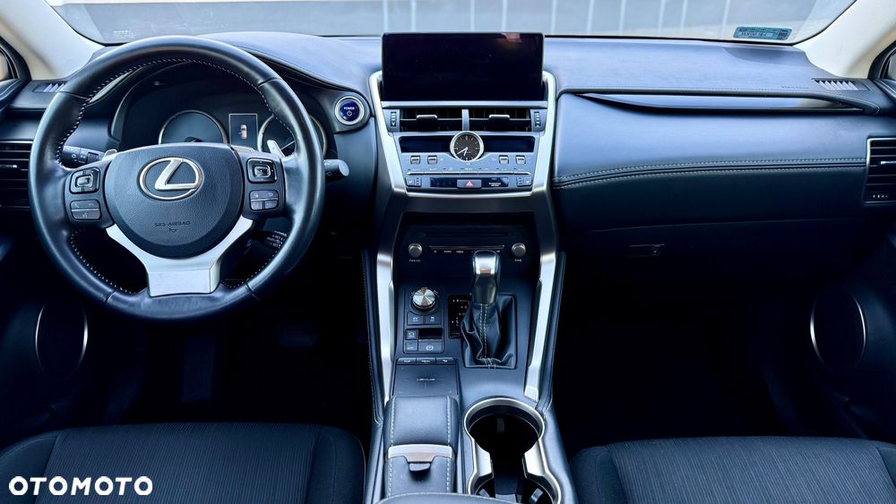 Lexus NX 300h Business Edition AWD - 5
