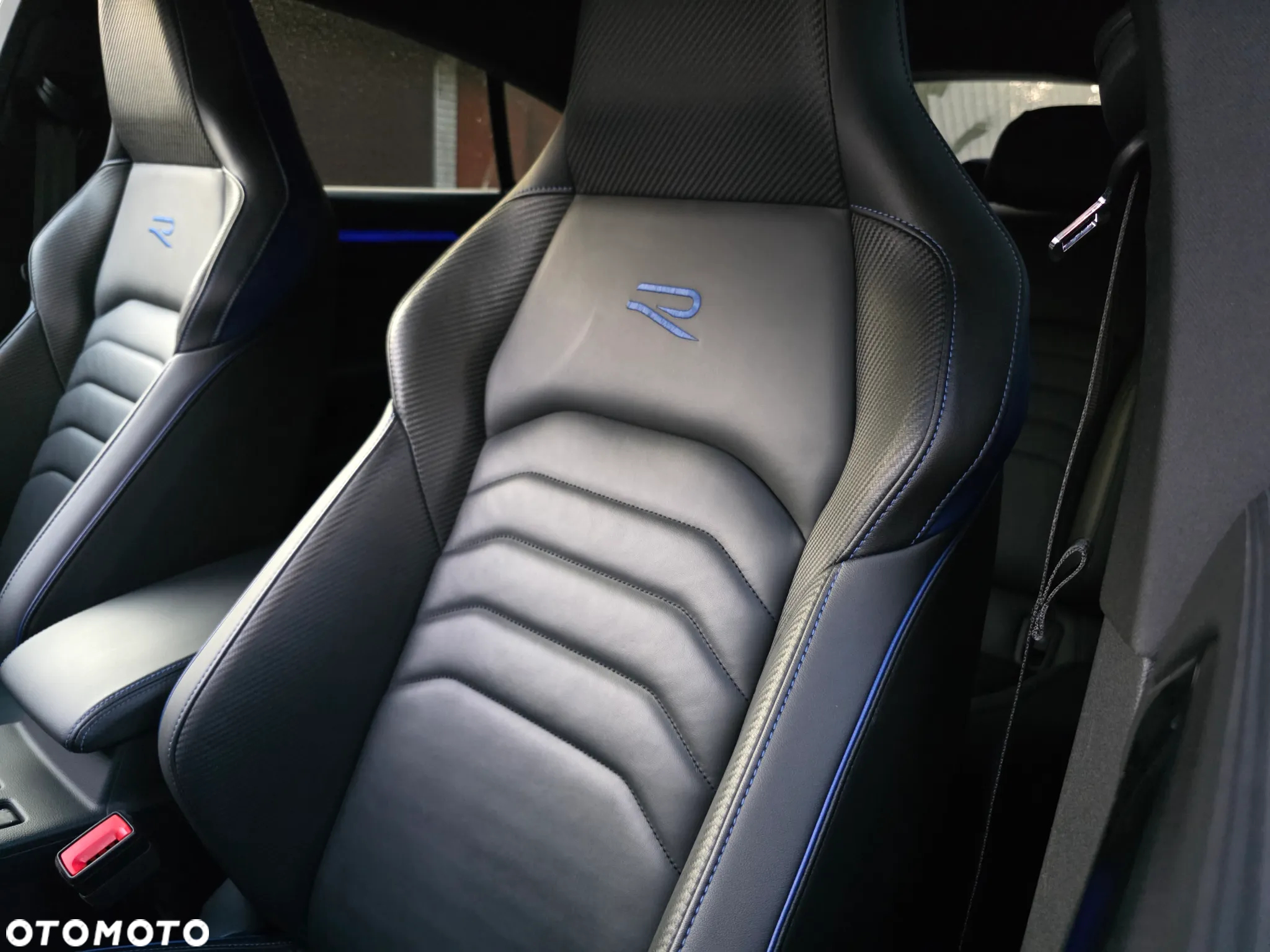 Volkswagen Arteon 2.0 TSI 4Motion R DSG - 24