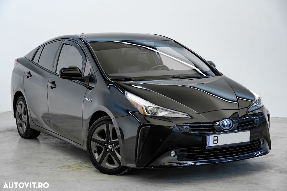 Toyota Prius 1.8 HSD Exclusive Plus - 2