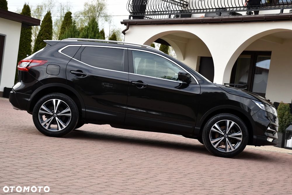 Nissan Qashqai 1.3 DIG-T N-Connecta - 14