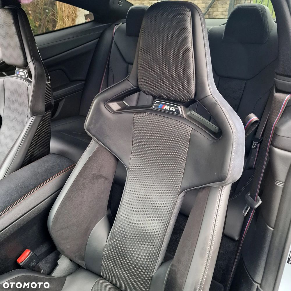 BMW M4 Competition M xDrive - 11