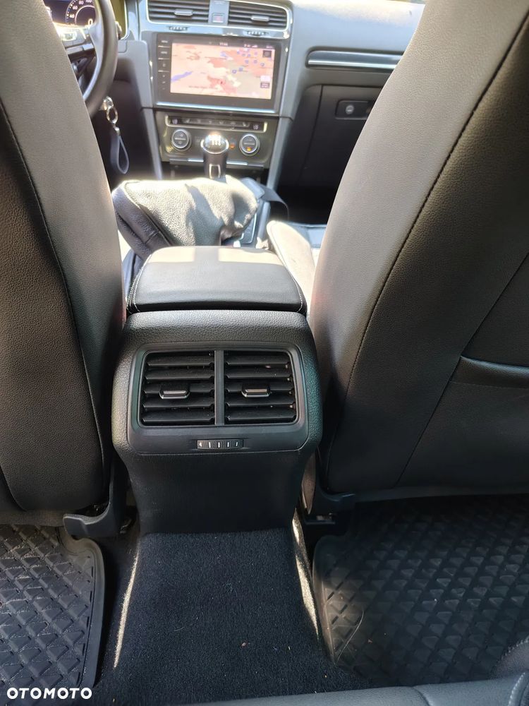 Volkswagen Golf VII 1.4 TSI BMT Highline - 32