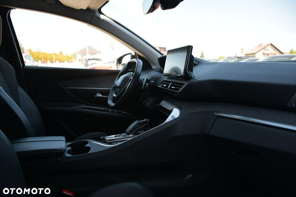 Peugeot 3008 1.6 PureTech Hybrid PHEV Allure Pack S&S EAT8 - 30