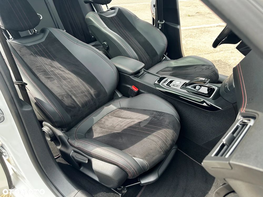 Peugeot 308 PureTech 225 EAT8 Stop & Start GT - 22