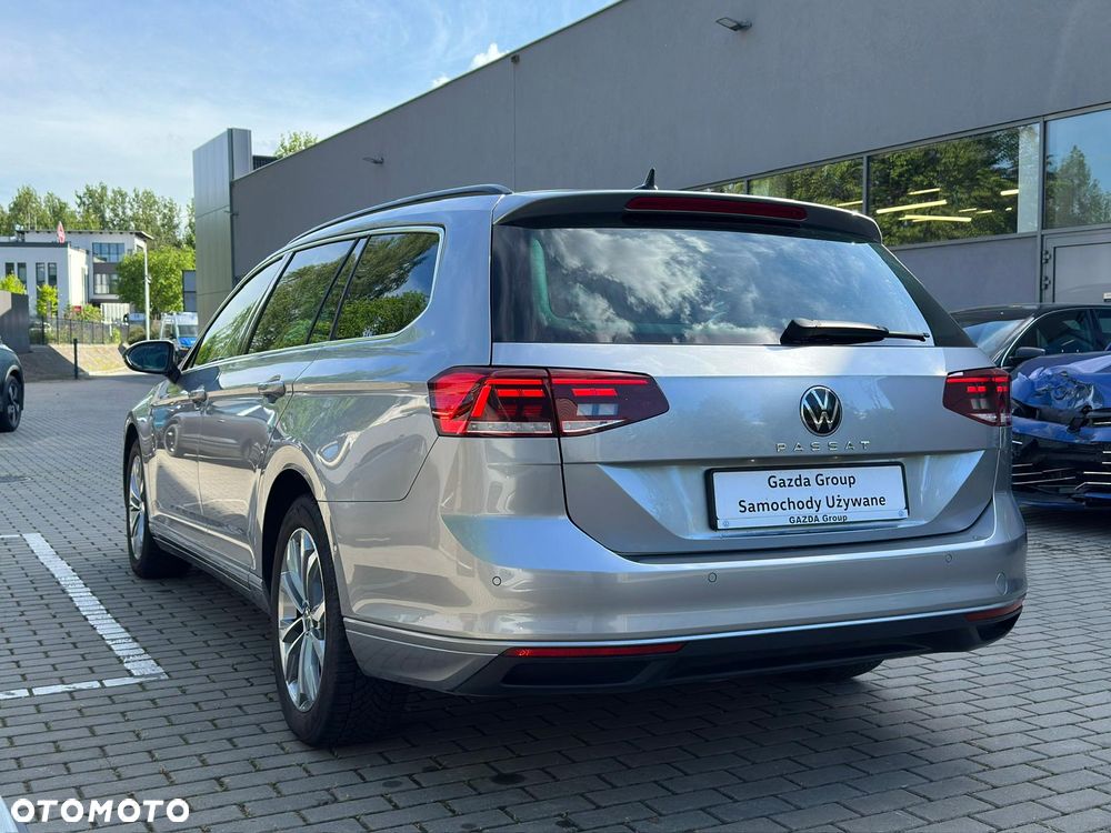 Volkswagen Passat 1.5 TSI EVO Business DSG - 9