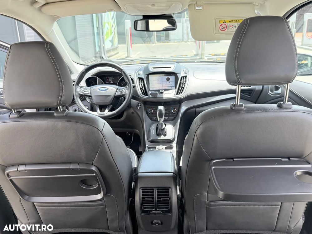 Ford Kuga - 8