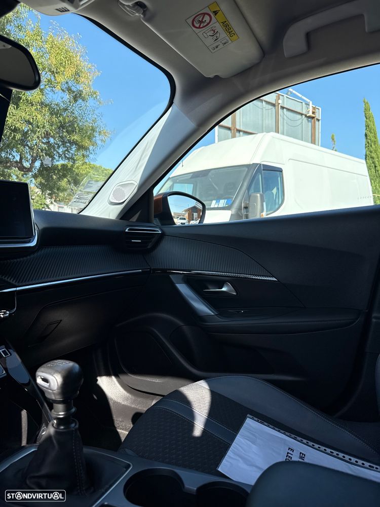 Peugeot 2008 PureTech 100 Stop&Start Allure - 18