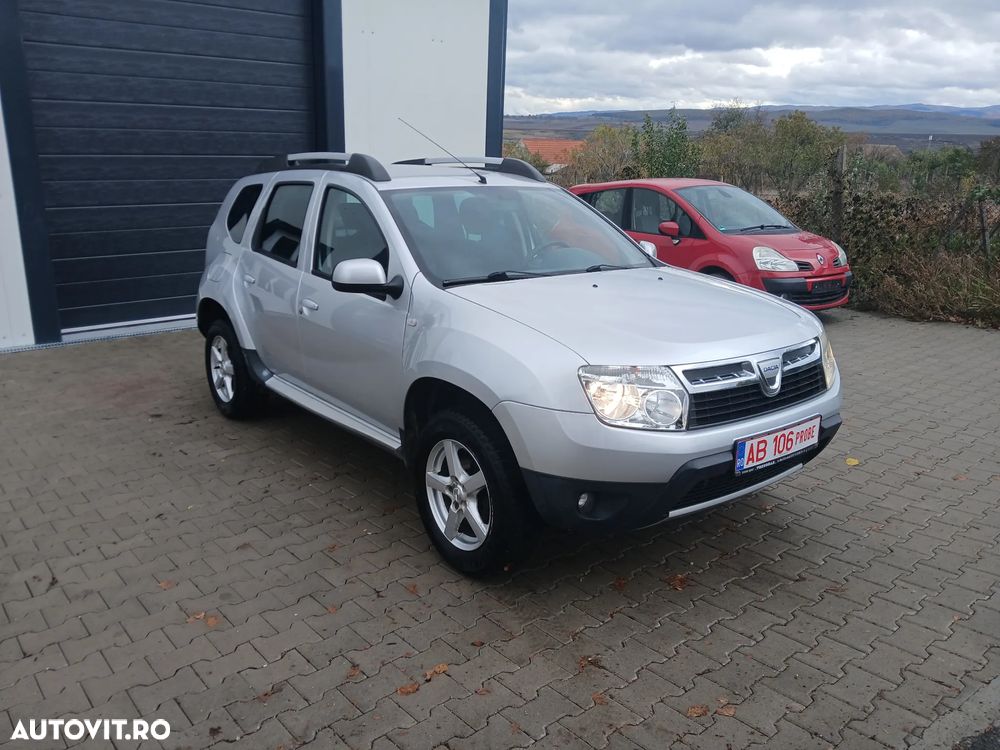 Dacia Duster 1.6 4x2 Laureate - 1