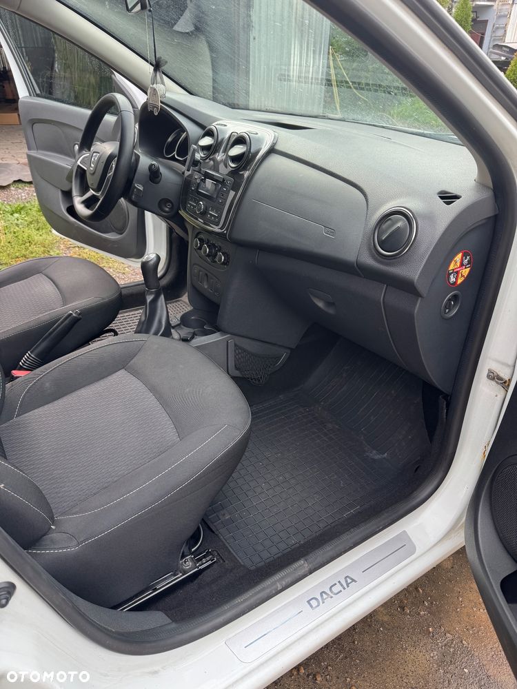 Dacia Logan - 5
