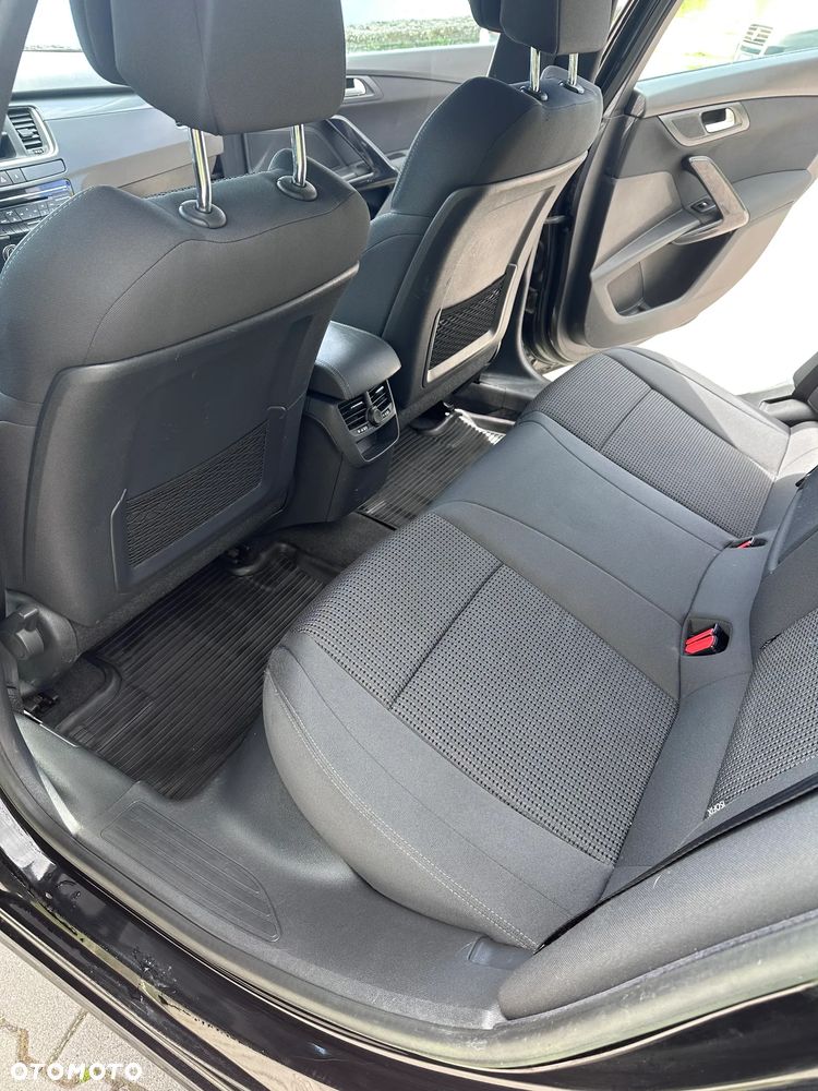 Peugeot 508 1.6 T Allure - 18