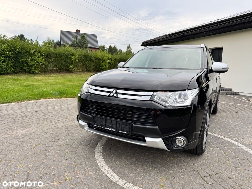 Mitsubishi Outlander 2.2 DI-D 4WD Intense - 1