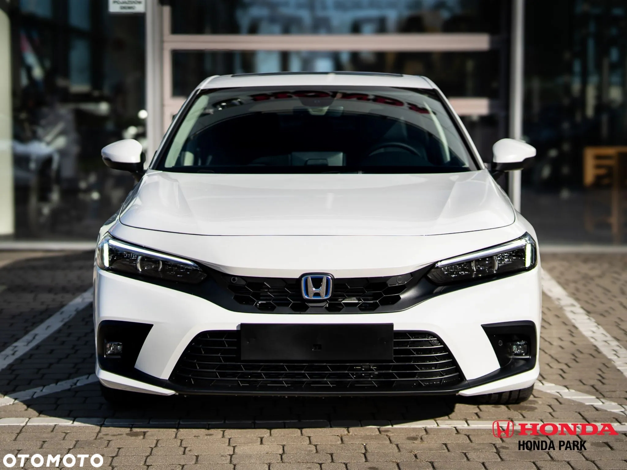Honda Civic 2.0 i-MMD Advance BSI CVT - 9