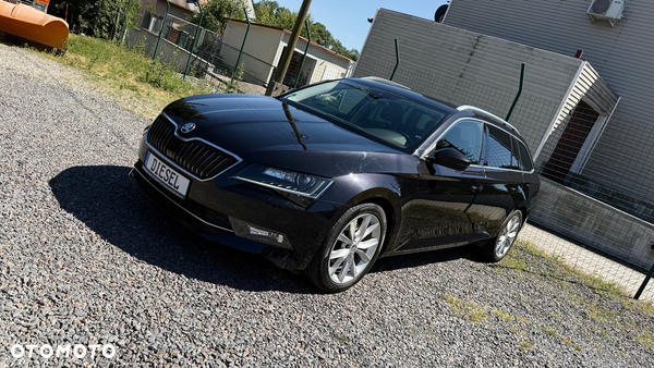Skoda Superb 2.0 TDI DSG Style