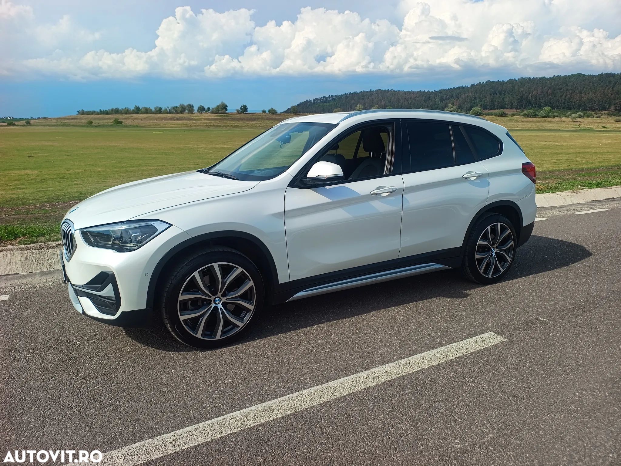 BMW X1 xDrive20d AT - 1