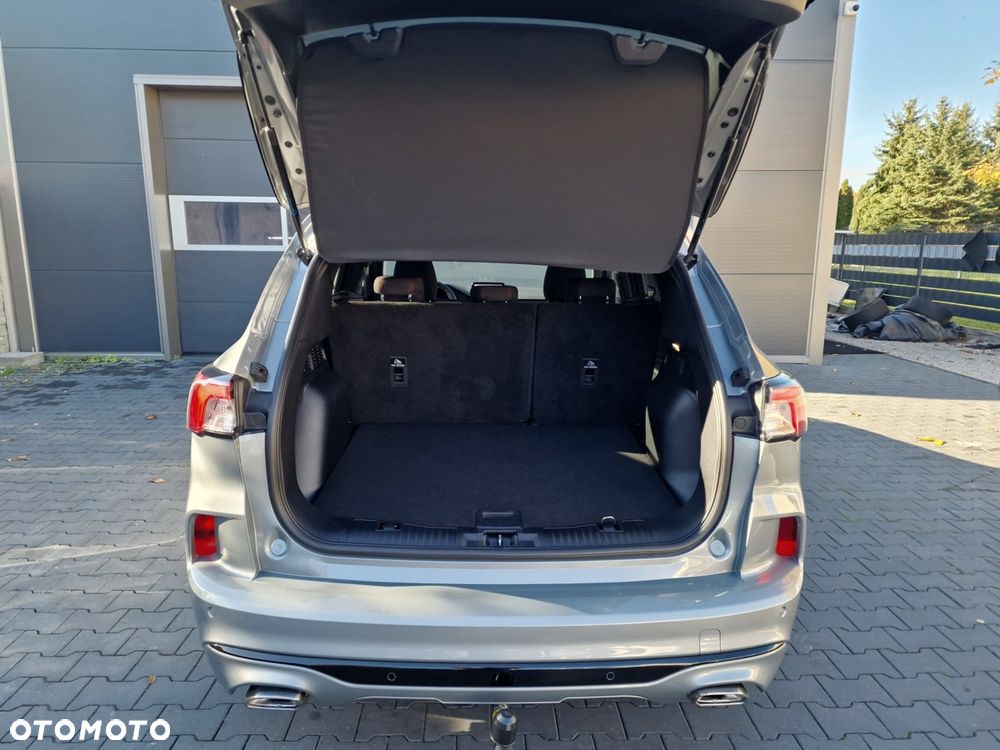Ford Kuga - 11