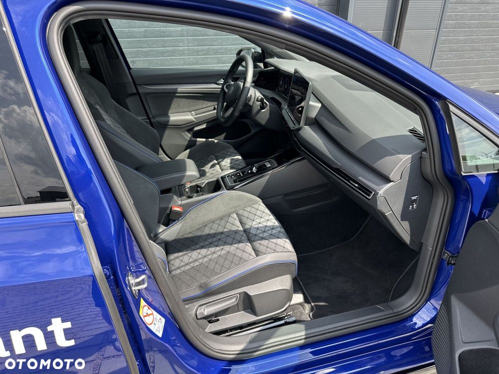 Volkswagen Golf Variant - 29