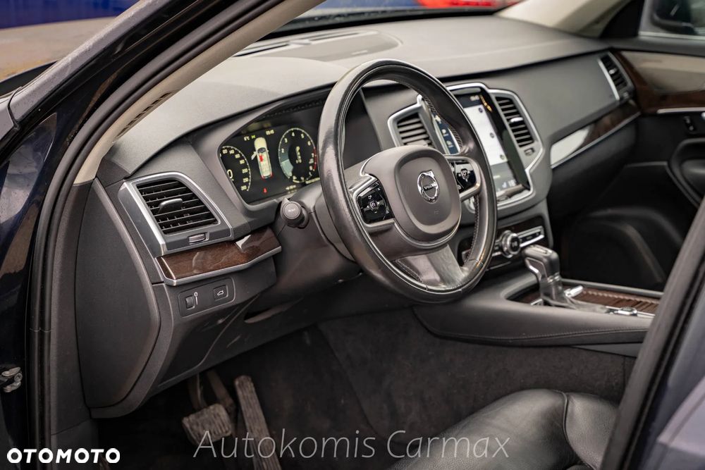 Volvo XC 90 T5 AWD Geartronic Momentum - 12