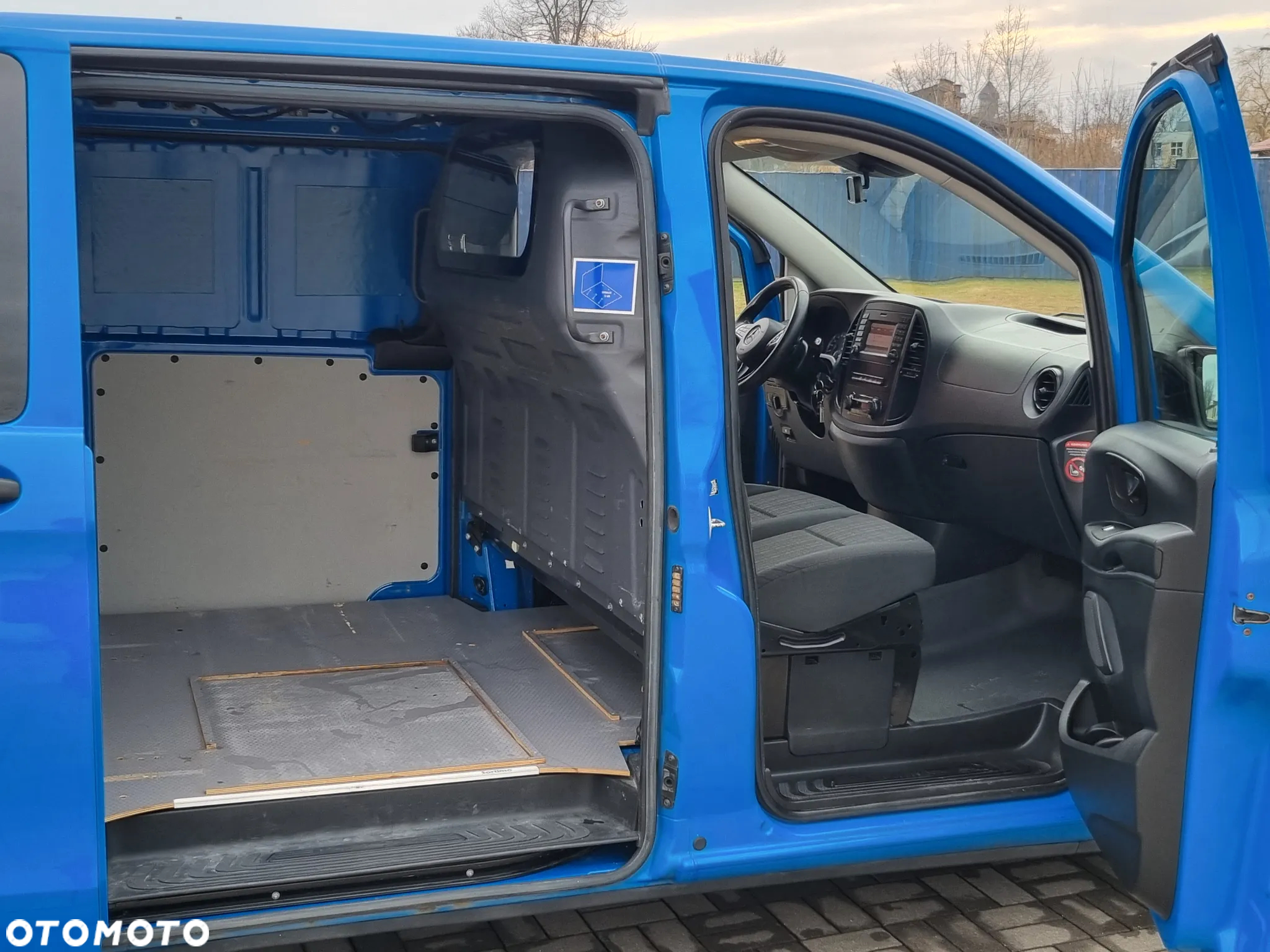 Mercedes-Benz Vito - 14