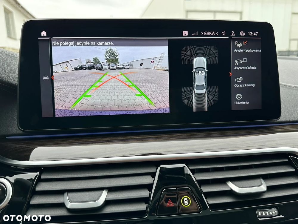 BMW Seria 5 530d xDrive mHEV Luxury Line - 32