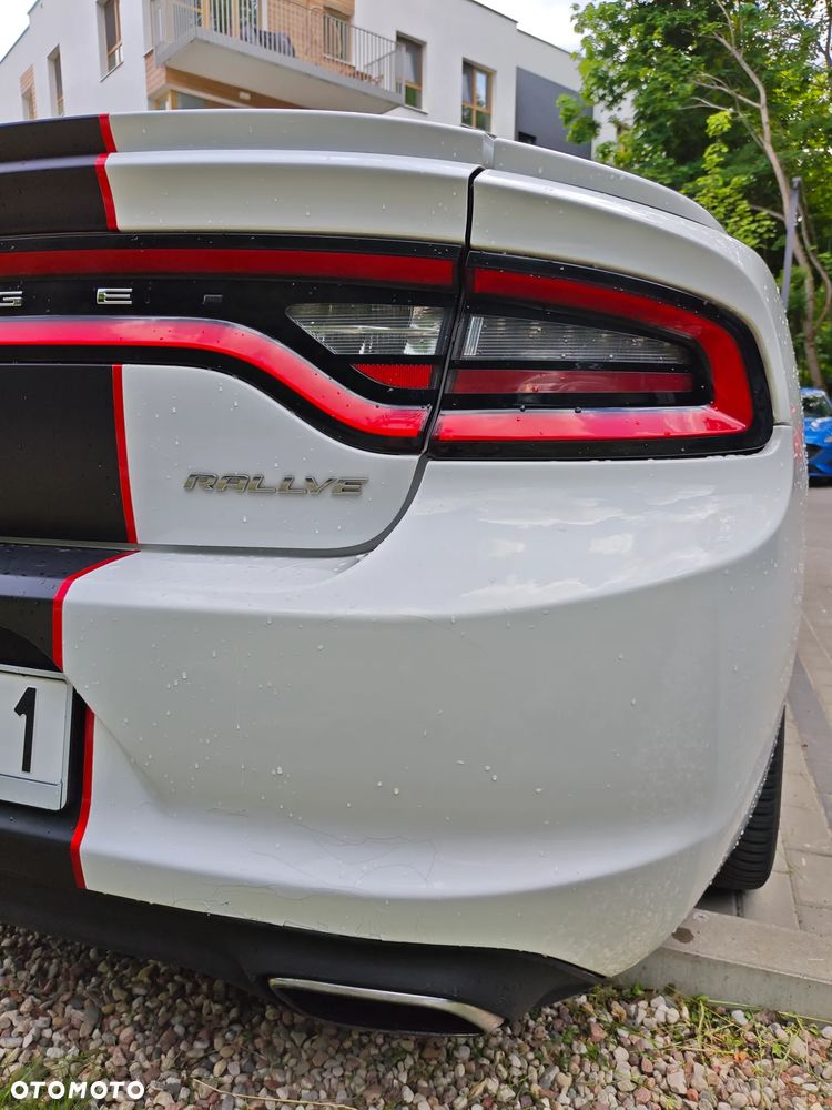 Dodge Charger - 10