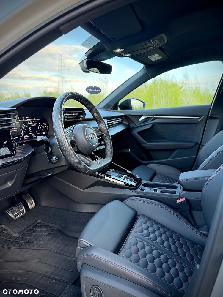 Audi RS3 Limousine TFSI Quattro S tronic - 9