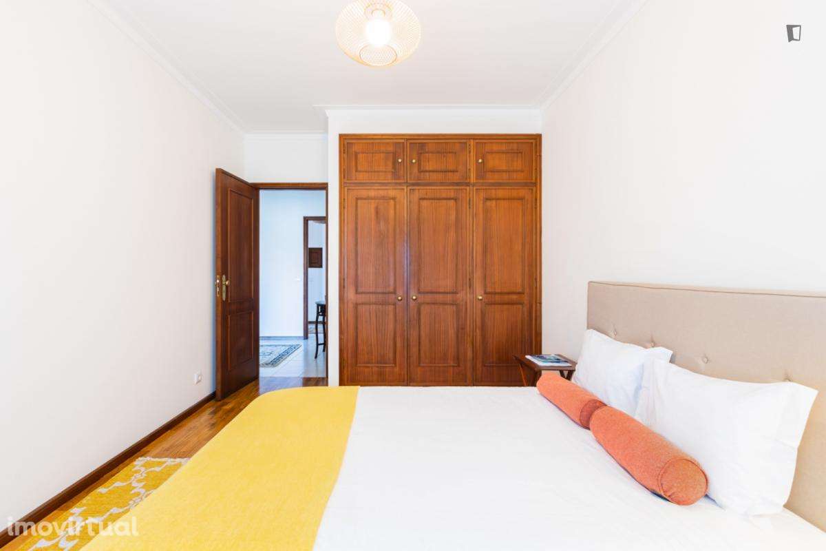 Apartamento com 2 quartos - localizado em Porto - Grande imagem: 2/27