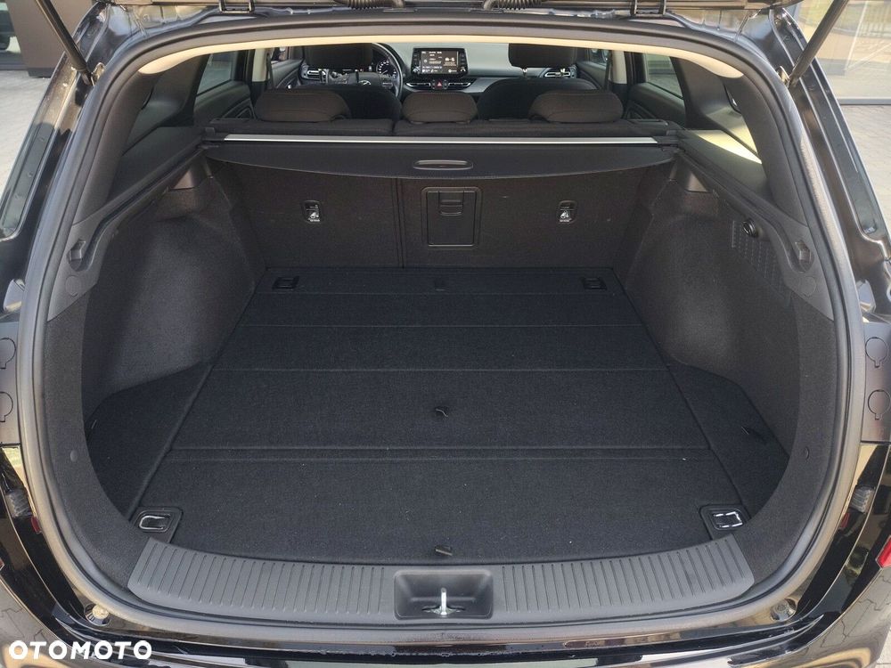 Hyundai i30 1.5 DPI Comfort - 25
