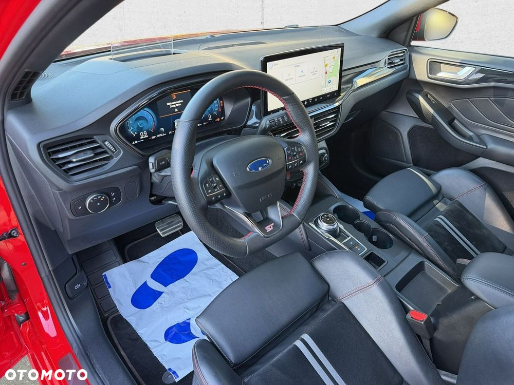Ford Focus - 12