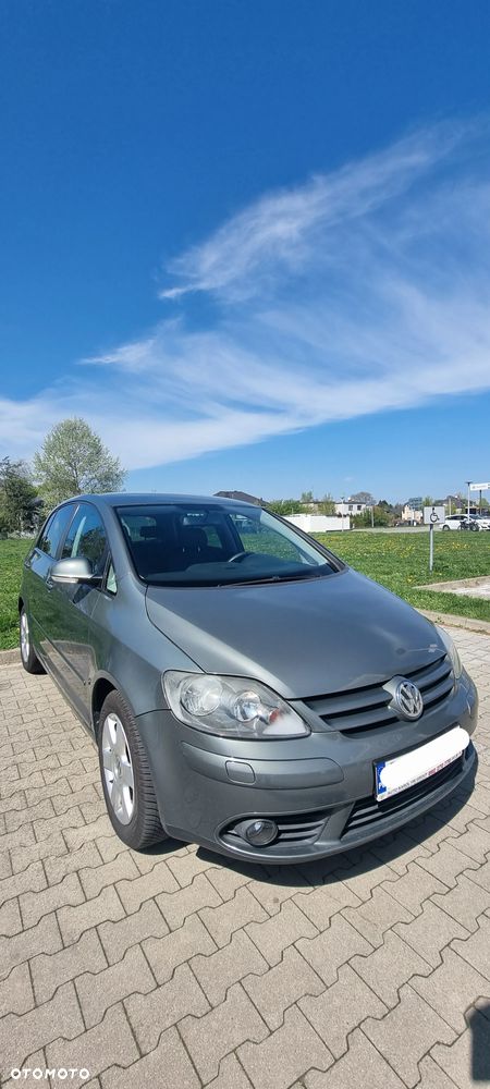 Volkswagen Golf Plus 1.6 FSI Comfortline - 9