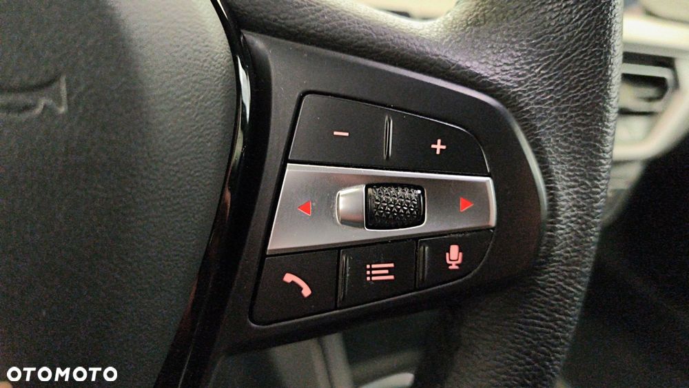 BMW Seria 1 118i Advantage - 22