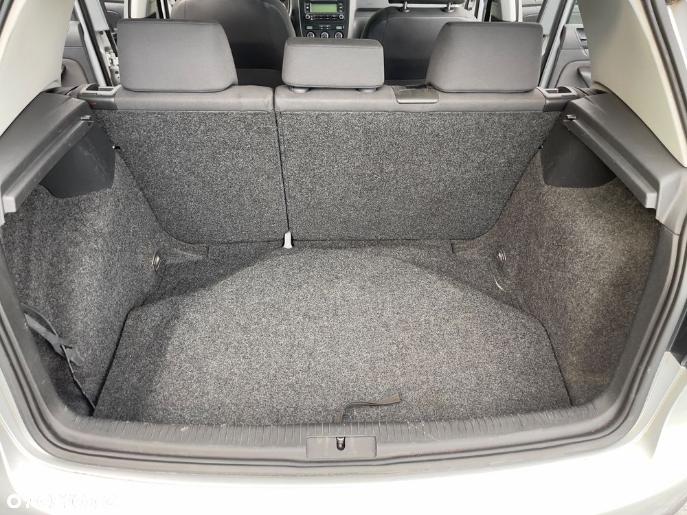 Volkswagen Golf - 11