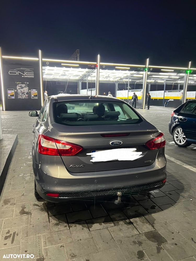 Ford Focus 1.6 TDCi DPF Trend - 5