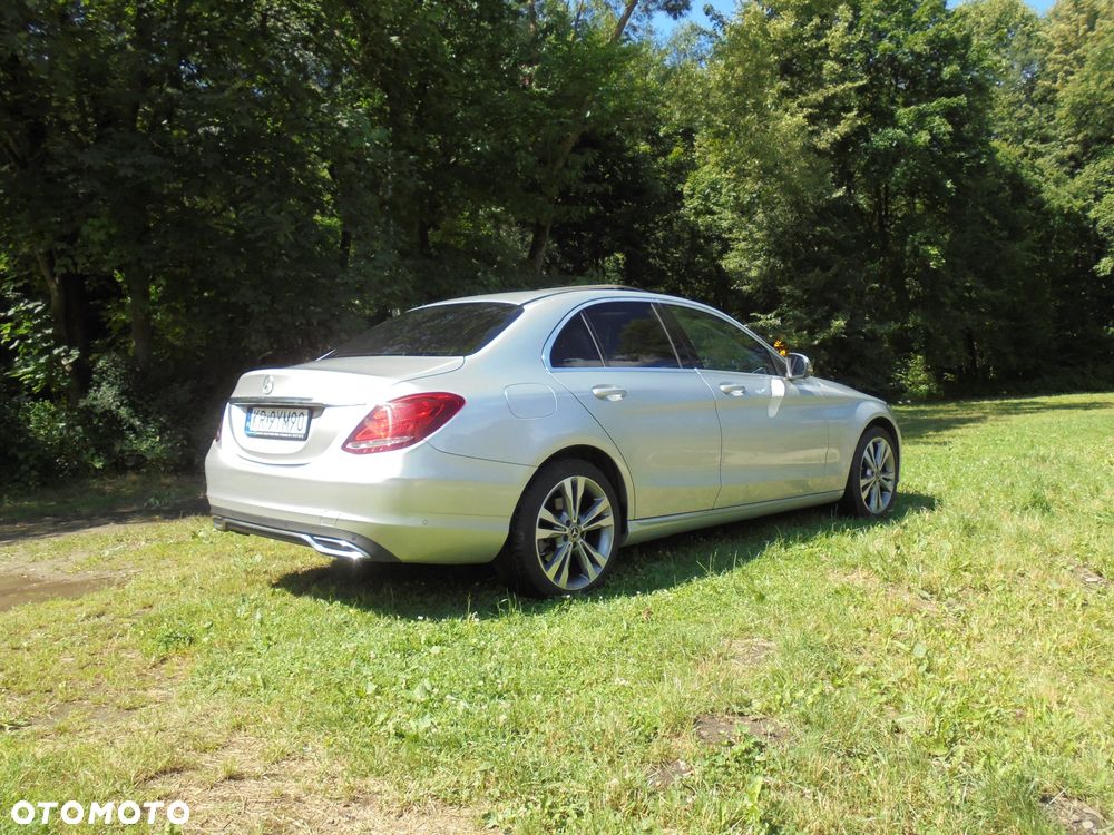 Mercedes-Benz Klasa C 200 9G-TRONIC Exclusive - 15