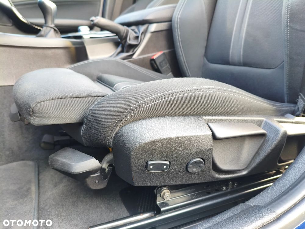 BMW Seria 1 - 18
