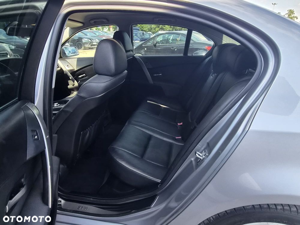 BMW Seria 5 - 22