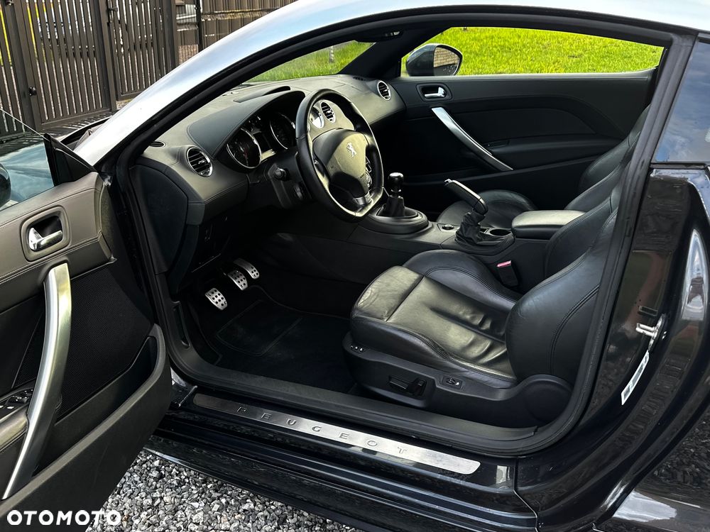 Peugeot RCZ 1.6 200 THP - 15