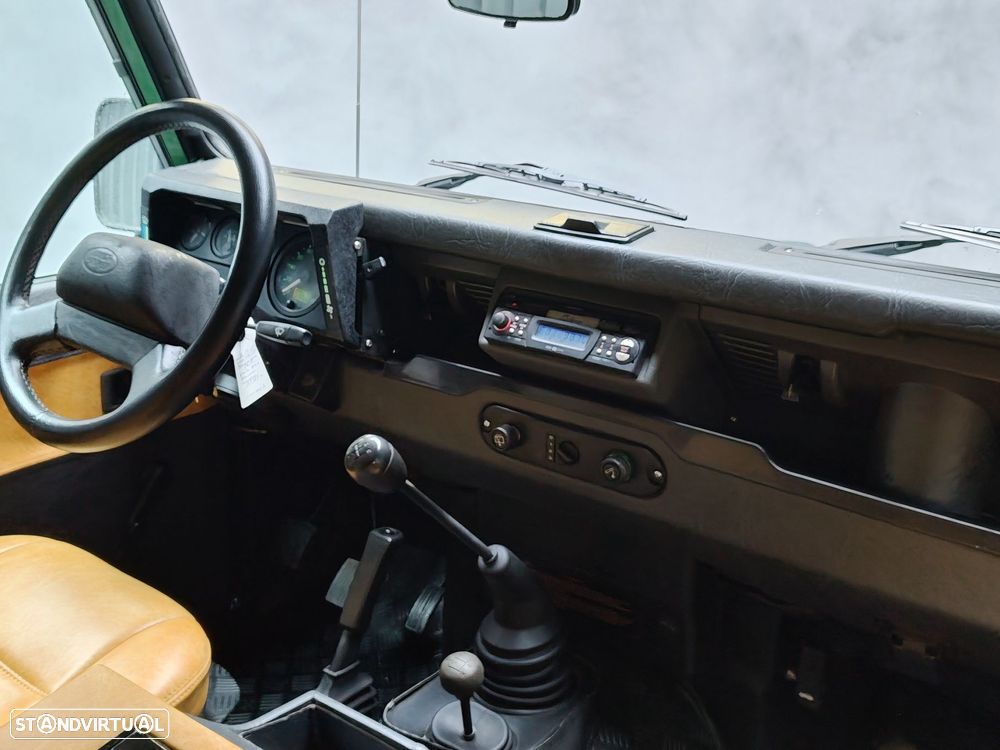 Land Rover Defender 110 2.5 TD5 Metal Top - 15