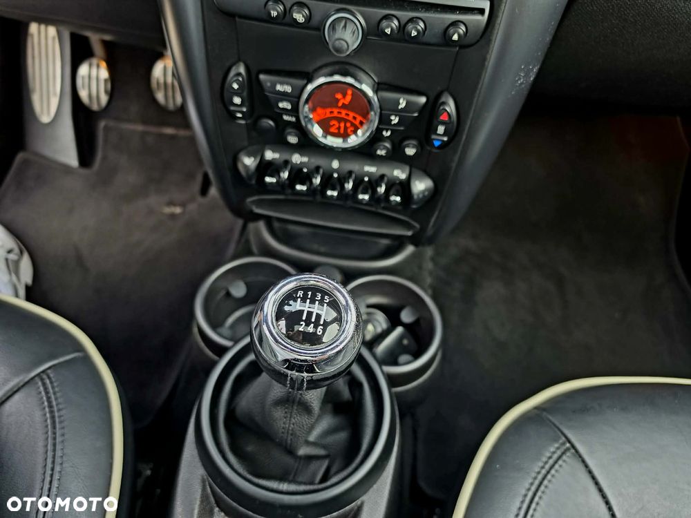MINI Countryman Cooper SD All4 - 32