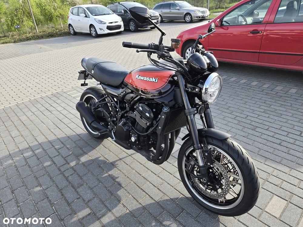 Kawasaki Z 900 RS - 7