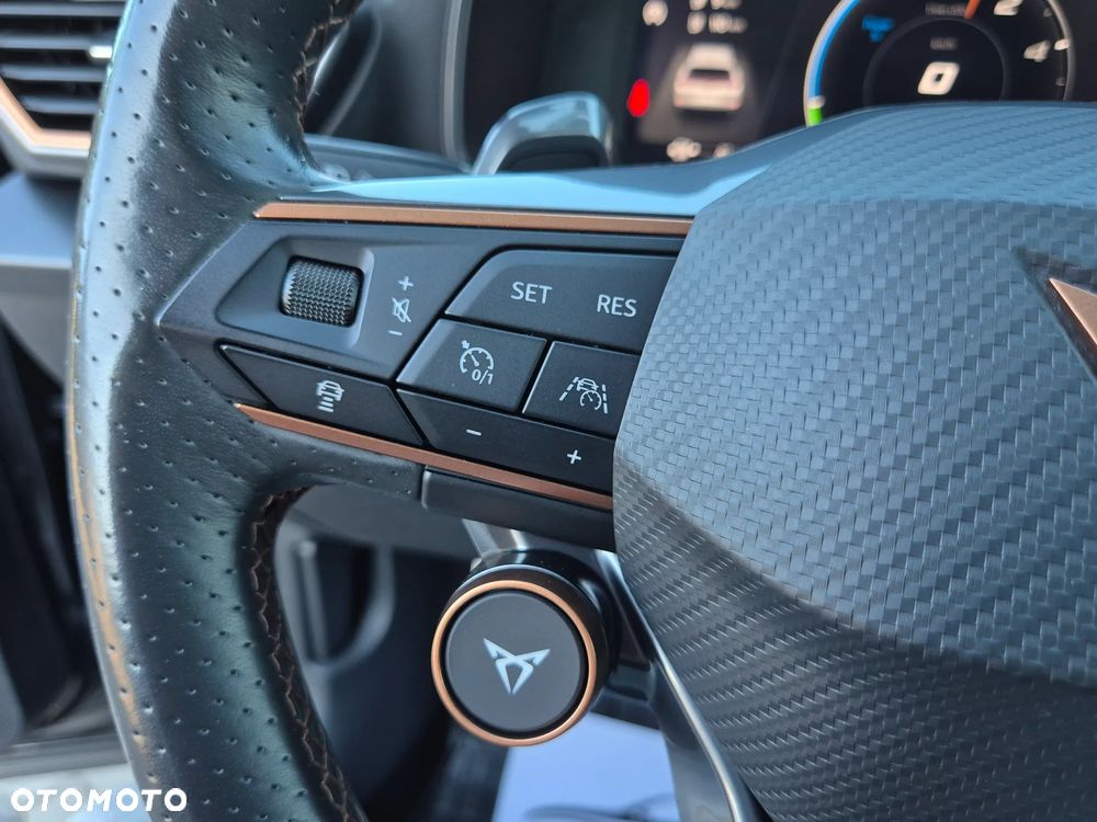 Cupra Formentor VZ 1.4 e-Hybrid DSG - 32